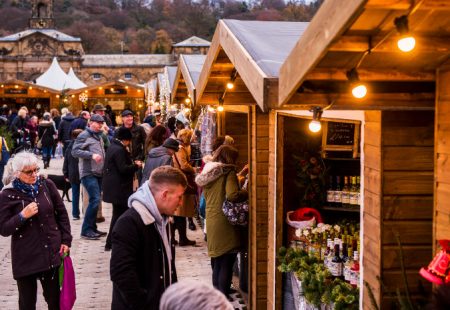 christmas market chatsworth Photo credit Chatsworth House Trust and Simon Broadhead 873 466